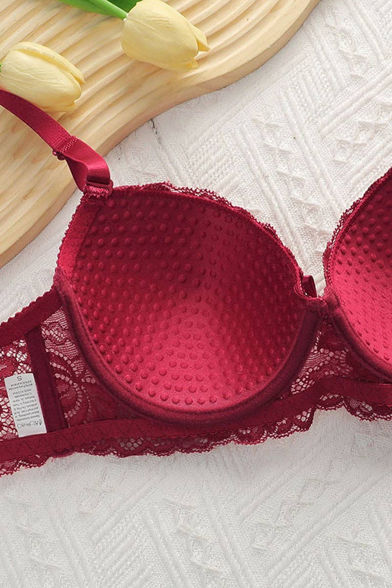 The Dove Lace Set