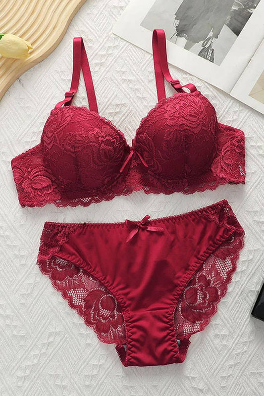 The Dove Lace Set